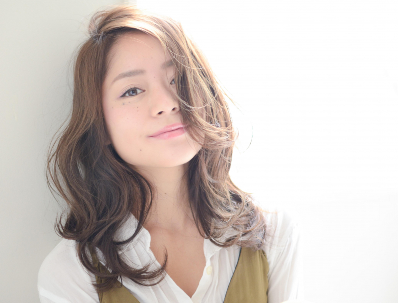 髪のボリュームが少ない 多い おすすめボリュームアップ ダウン必勝法 池袋にある美容院 美容室 Lovest By Cero ラベストバイセロ